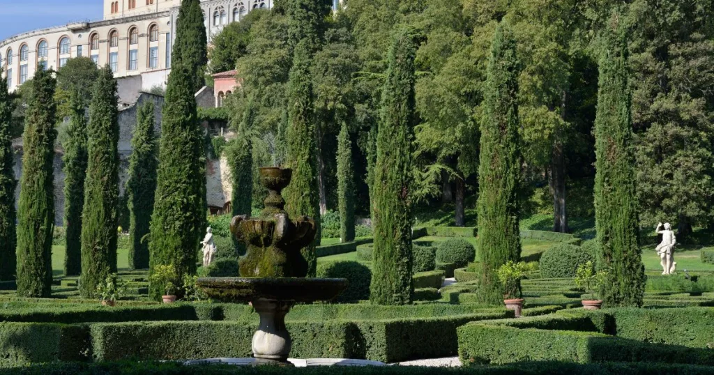 50 Best Gardens In Italy - A Garden Guide For 2024 - All Roads Lead To ...
